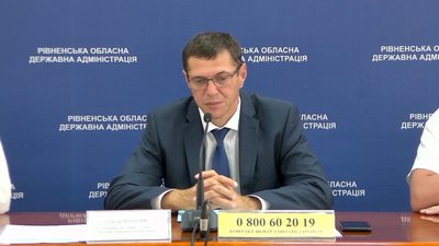 Буревій в лісі Рівне