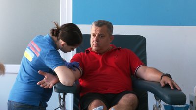 Донор крові Сергій Кремець розповідає про те, чому він здає кров Донор крові Сергій Кремець розповідає про те, чому він здає кров