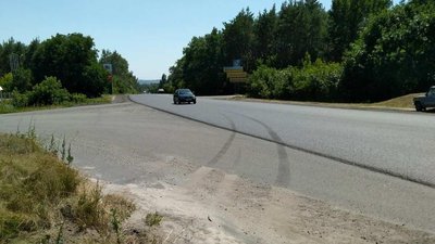 Чотири людини постраждали в ДТП на трасі у Харківській області Чотири людини постраждали в ДТП на трасі у Харківській області