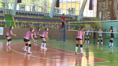 У Луцьку стартував Всеукраїнський традиційний турнір з волейболу серед дівчат