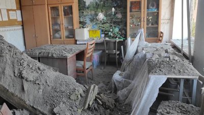 П'ять сіл без енергопостачання: в Очеретинській громаді через обстріл пошкоджена школа та горіла суха трава П'ять сіл без енергопостачання: в Очеретинській громаді через обстріл пошкоджена школа та горіла суха трава