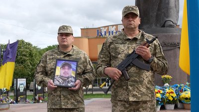 Із добровольцем, ветераном АТО Володимиром Мартинюком попрощались у Рівному