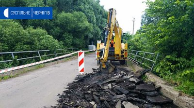У Журавці Варвинського району перекрили дорогу: ремонтують аварійний міст