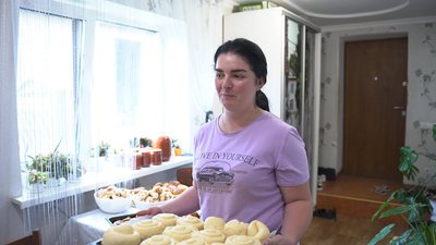 "Щоб відволіктися від поганих новин": історія волонтерки з Вінниччини
