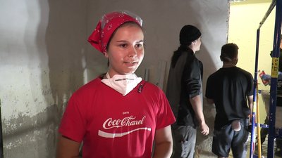 На Прикарпатті волонтери БУР-табору ремонтують підвал школи для вимушених переселенців На Прикарпатті волонтери БУР-табору ремонтують підвал школи для вимушених переселенців