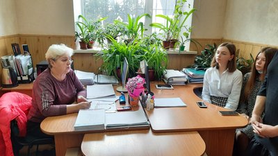 Матріархат у громаді. У Великих Копанях на Херсонщині майже всі керівні посади обіймають жінки Матріархат у громаді. У Великих Копанях на Херсонщині майже всі керівні посади обіймають жінки