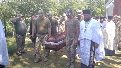Похорон захисника України Анатолія Яцюка Похорон захисника України Анатолія Яцюка