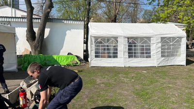 "Це в них поклик серця". Художник Віктор Орлі про французів, які допомагають Україні "Це в них поклик серця". Художник Віктор Орлі про французів, які допомагають Україні