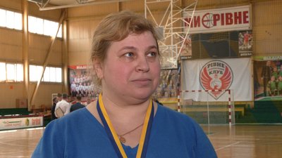"Зарано повірили в перемогу": у Рівному юні баскетболістки програли у фіналі "Зарано повірили в перемогу": у Рівному юні баскетболістки програли у фіналі