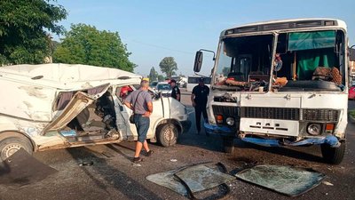 На Буковині дитину, яка травмувалася в аварії, під'єднали до апарату ШВЛ
