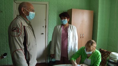 У Житомирському геріатричному пансіонаті вакциною Pfizer щепили 140 людей