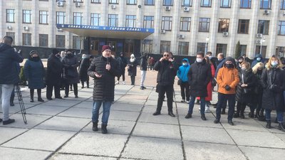 У Житомирі підприємці вимагали скасувати карантинні обмеження У Житомирі підприємці вимагали скасувати карантинні обмеження