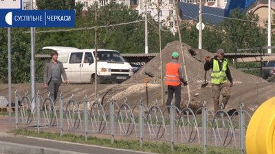 У Черкасах висадили платанову алею