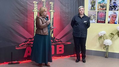 "Моє серце — сталь, моя кров — Азов": у Черкасах показали виставку світлин полеглих бійців "Моє серце — сталь, моя кров — Азов": у Черкасах показали виставку світлин полеглих бійців