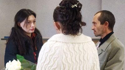 Познайомилися у притулку для бездомних: історія подружжя Резніченків із Сум Познайомилися у притулку для бездомних: історія подружжя Резніченків із Сум