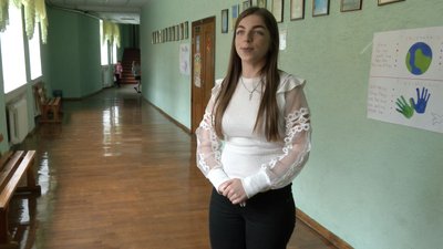 Чи варто вітати хлопців 14 жовтня, а дівчат 8 березня: думка лучан і представників освіти Чи варто вітати хлопців 14 жовтня, а дівчат 8 березня: думка лучан і представників освіти