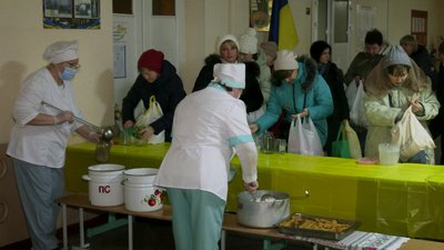 роздають безплатний обід у Харкові