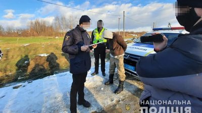 На Закарпатті затримали чоловіка під час продажу вибухівки