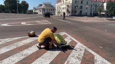 "Якби ми тільки знали": через пів року після ракетного удару по Чернігову родина Торіїв розповіла про свою втрату