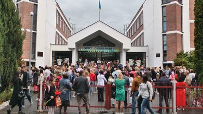 Секрети успіху: як потрапити в топ-3 кращих шкіл Хмельниччини