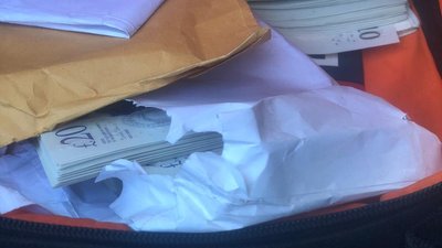 Митники вилучили майже 20 тисяч фунтів стерлінгів на КПП "Тиса"