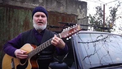 Записав пісню про дороги Одещини. Священник Михайло Секержинський. СУСПІЛЬНЕ | ЛЮДИ