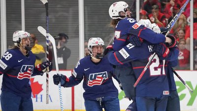 Збірна США обіграла Канаду та здобула 10-й титул чемпіонок світу з хокею