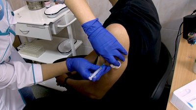 Щепитимуть усіх бажаючих: Центр вакцинації у Черкасах працюватиме у вихідні
