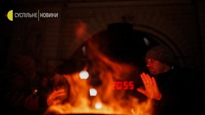 Як вокзал у Львові зустрічає переселенців. Фоторепортаж Як вокзал у Львові зустрічає переселенців. Фоторепортаж