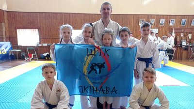 Черкаські каратисти стали кращими в Україні Черкаські каратисти стали кращими в Україні