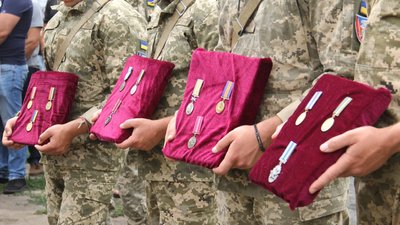 На Донбасі попрощалися із загиблим під Зайцевим розвідником одеської бригади