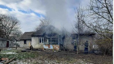 На Тернопільщині горів житловий будинок