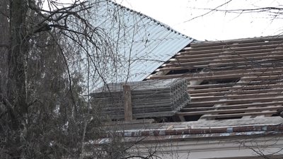 У житомирській гуманітарній гімназії завершують реконструкцію даху