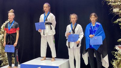 Дніпровські спортсменки посіли призові місця на міжнародному турнірі з тхеквондо
