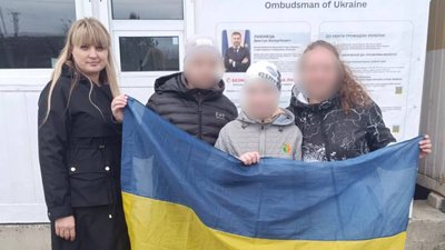 В Україну повернули 11 дітей з ТОТ України та РФ