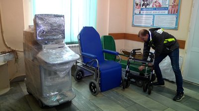 Волонтери поповнили медичним устаткуванням пологове відділення міської лікарні №1 у Житомирі Волонтери поповнили медичним устаткуванням пологове відділення міської лікарні №1 у Житомирі