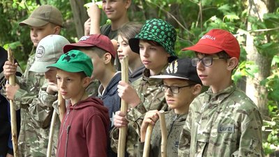 Загартовують та формують стійкий національно-патріотичний характер Загартовують та формують стійкий національно-патріотичний характер