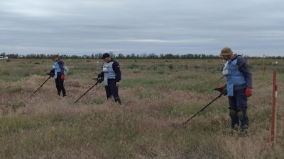 Гуманітарне розмінування