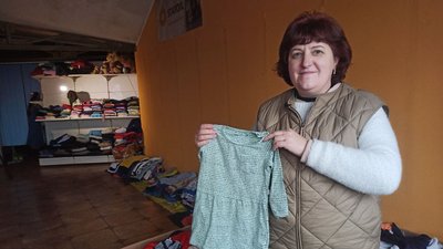 Друге життя вживаним речам. Херсонка у Кропивницькому турбується про переселенців, довкілля та тварин