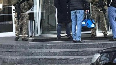 ДБР обшукує "П'ятий елемент" Порошенка
