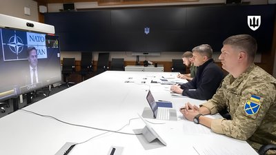 Перемовини між Україною та НАТО