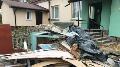 Чому обвалився фасад пам'ятки архітектури на Волині та коли відремонтують будівлю Чому обвалився фасад пам'ятки архітектури на Волині та коли відремонтують будівлю