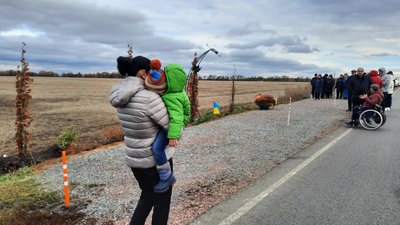 На Сумщині відкрили пам’ятник загиблим на початку вторгнення розвідникам На Сумщині відкрили пам’ятник загиблим на початку вторгнення розвідникам