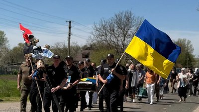 На Полтавщині попрощалися із поліцейським, який загинув на війні перед днем народження