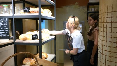 У Франківську запрацювала "сонячна" пекарня "Радість без меж" У Франківську запрацювала "сонячна" пекарня "Радість без меж"