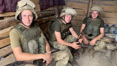 Троє братів з Полтавщини служать в одній бригаді на Донеччині