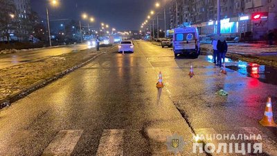 Поліція Запоріжжя встановлює обставини смертельного наїзду на пішохода
