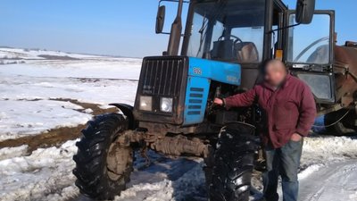 Вилив невідому речовину: на Рівненщині шукають чоловіка за забруднення земельної ділянки Вилив невідому речовину: на Рівненщині шукають чоловіка за забруднення земельної ділянки
