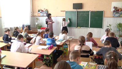 Учнів 4 та 9 класів звільнили від ДПА: як це сприйняли школярі та вчителі Херсона