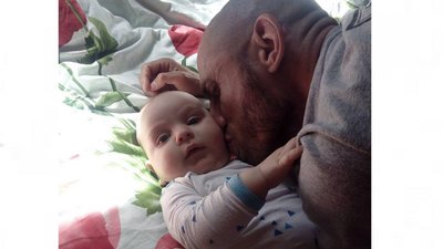 На фото Олексій разом з сином. На фото Олексій разом з сином.